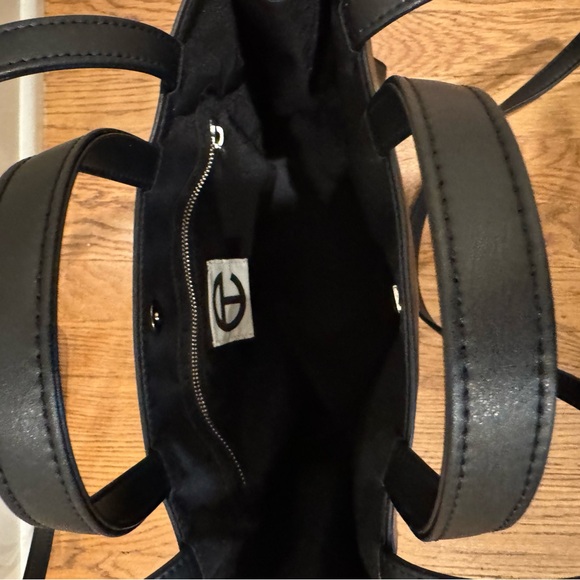 Telfar Medium Shopping Bag - Picture 3 of 10